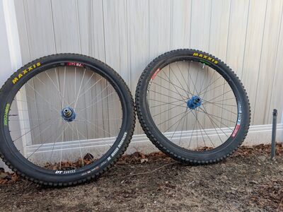 Custom DT Swiss 29er Wheelset, Cushcore/Tires incl