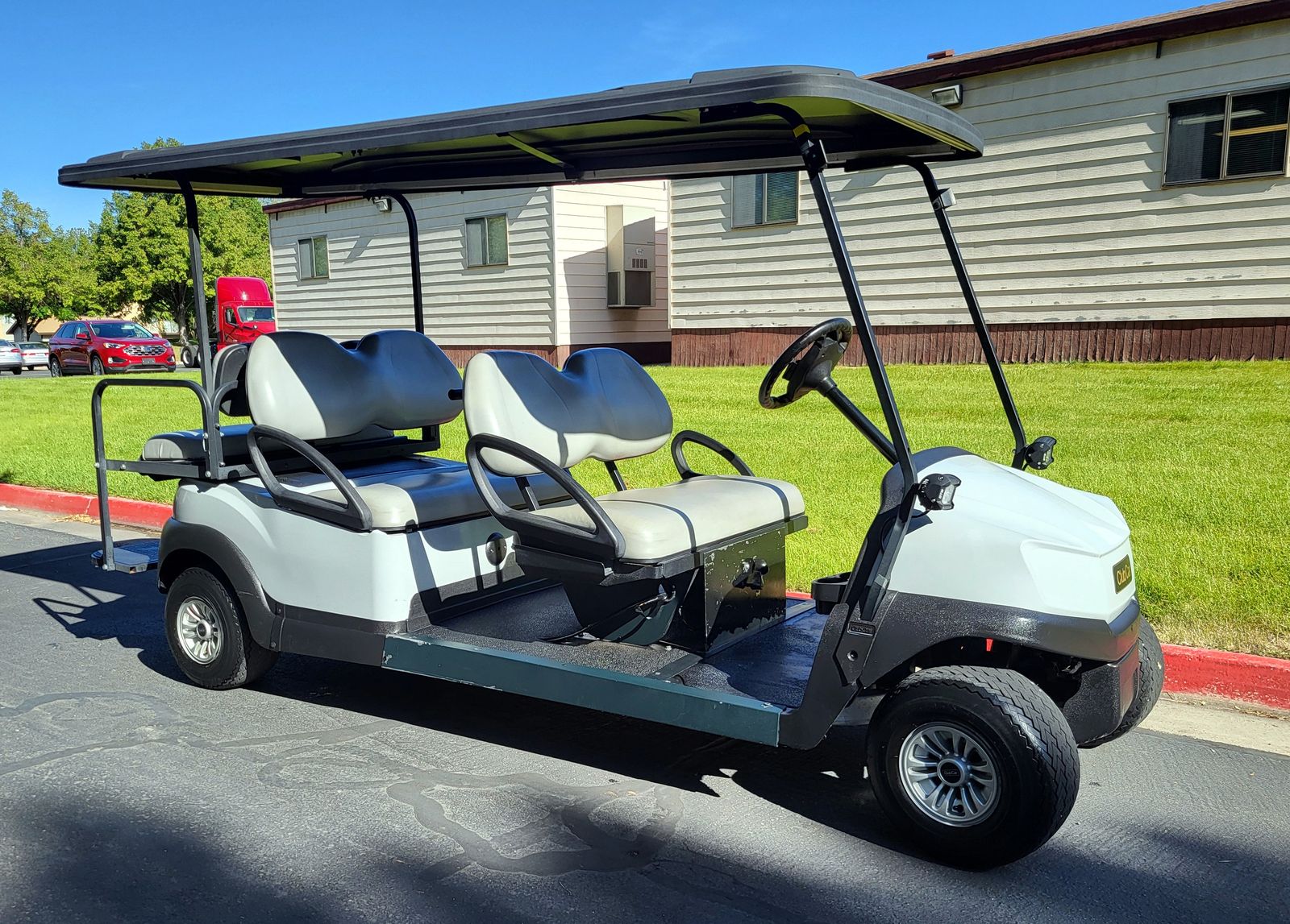 Beautiful 2019 gas-powered Gray 6-passenger Club Car Tempo golf cart in our Sandy location.