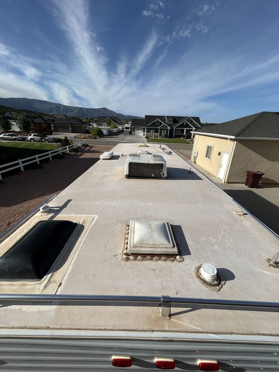 Main image 6