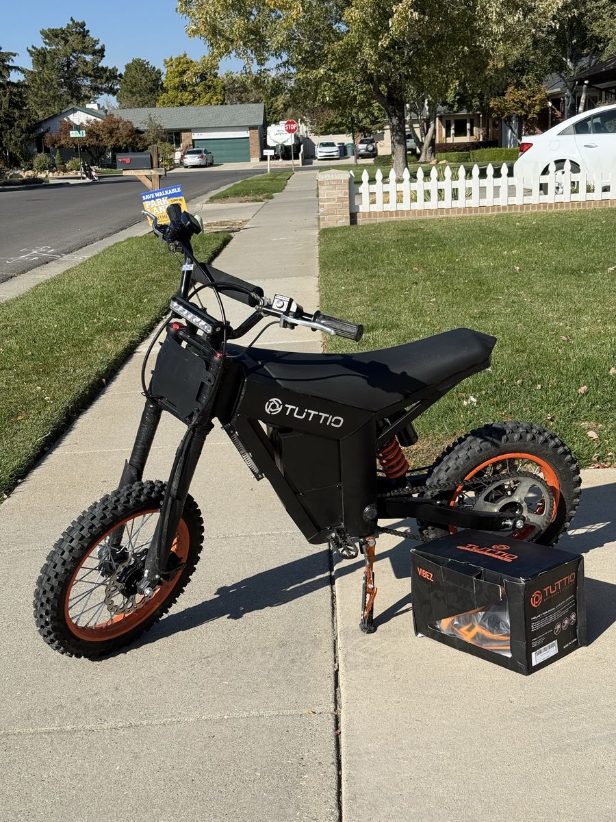 Like New Tuttio Soleil01 Electric Mini Bike