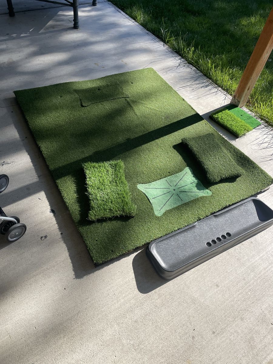 Heavy duty Golf mat with inserts
