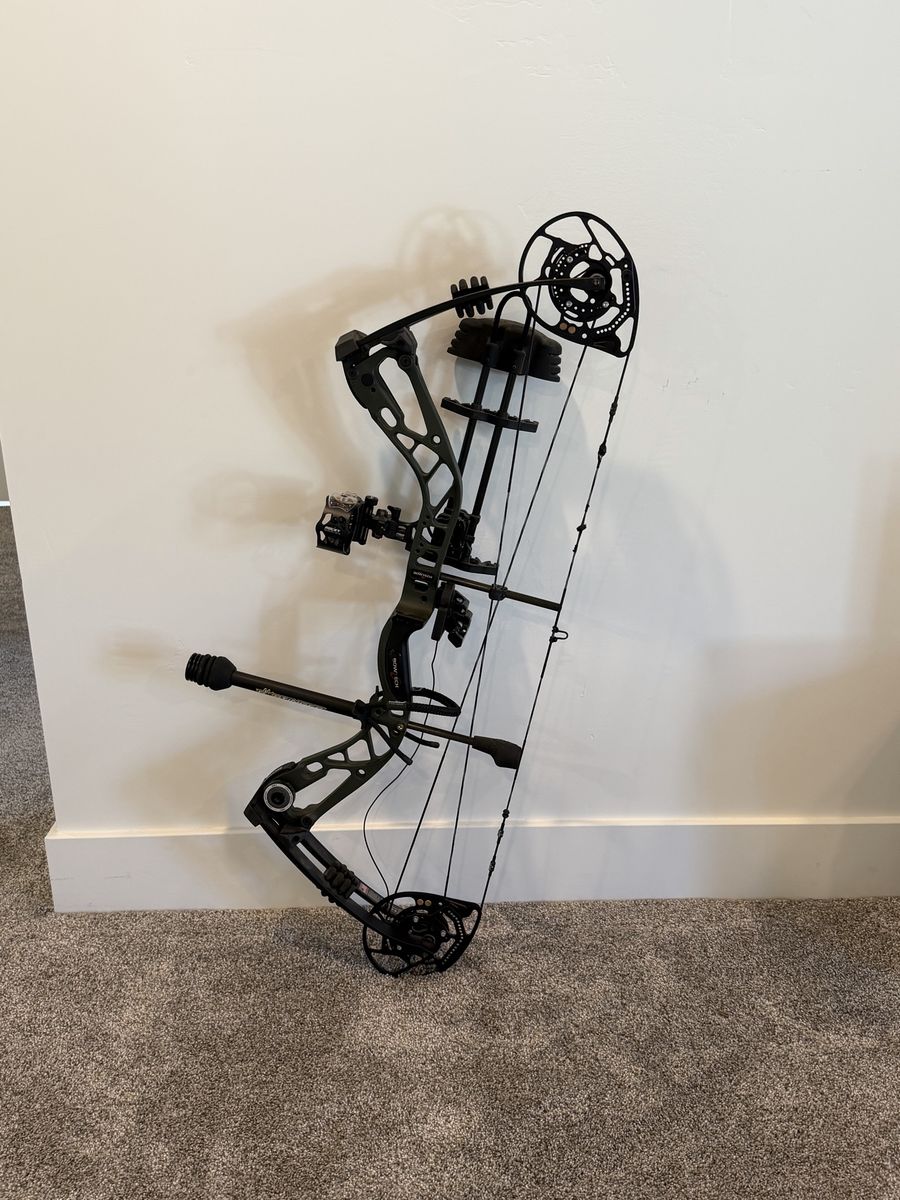 Bowtech Amplify Complete Archery Package – $750