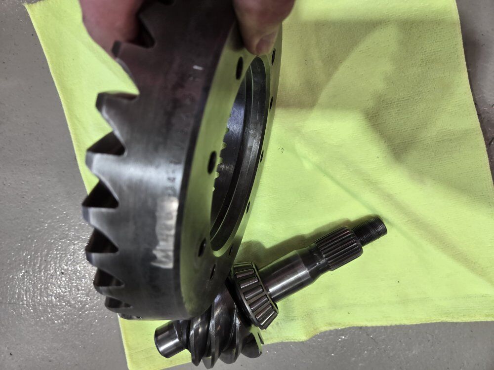 ford 9" 4:86 ring and pinion