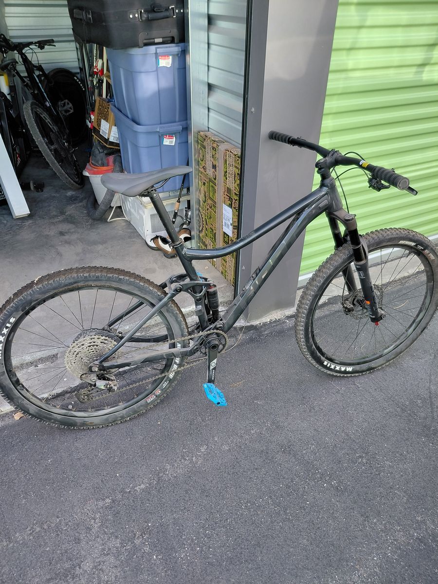 Giant Stance woman's medium