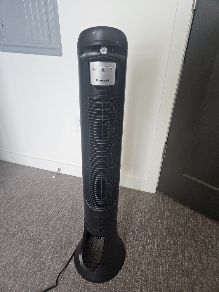 Honeywell Rotating Fan