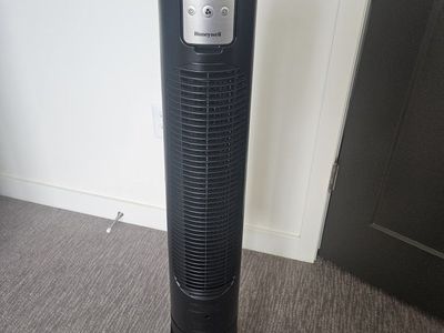 Honeywell Rotating Fan
