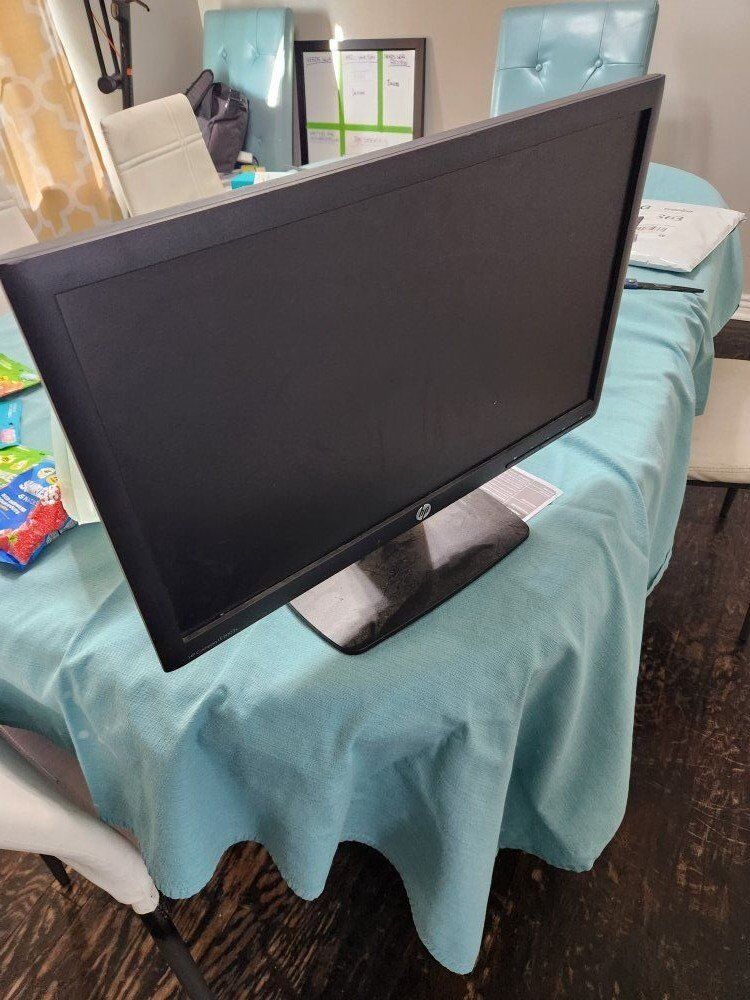 HP computer monitor
