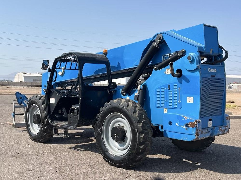 2015 Genie GTH 1056 Telescopic Reach Forklift 