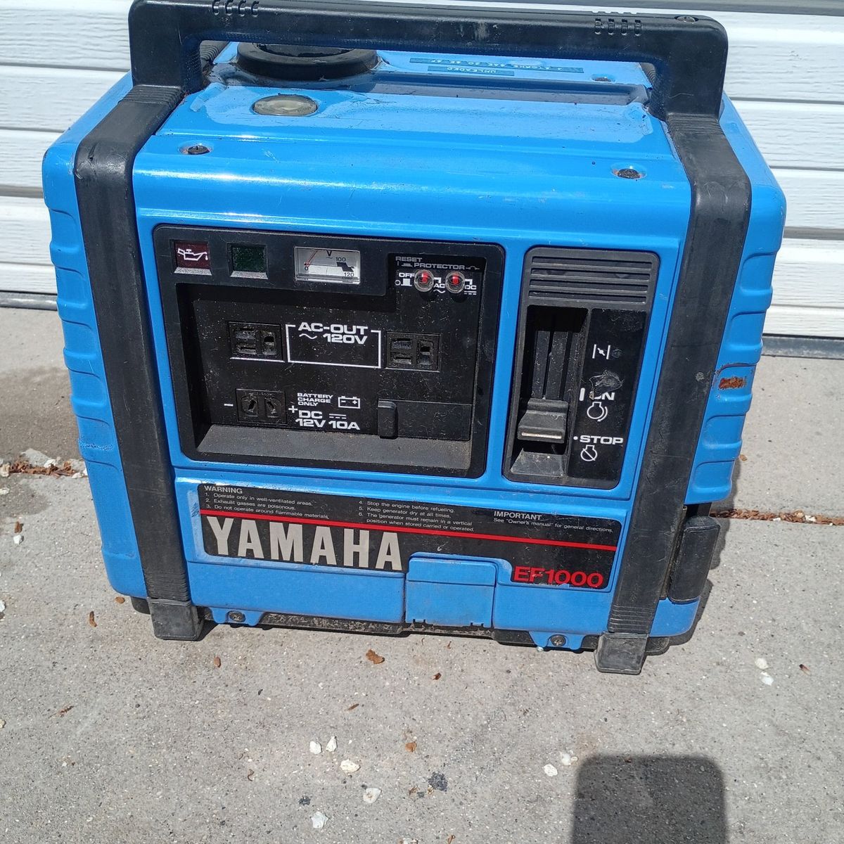 Yamaha EF1000 Generator