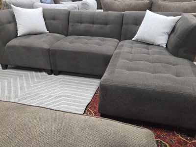 🩶 3-Piece Gray Chaise Sectional