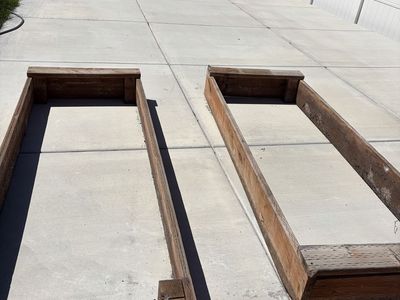 2 grow boxes
