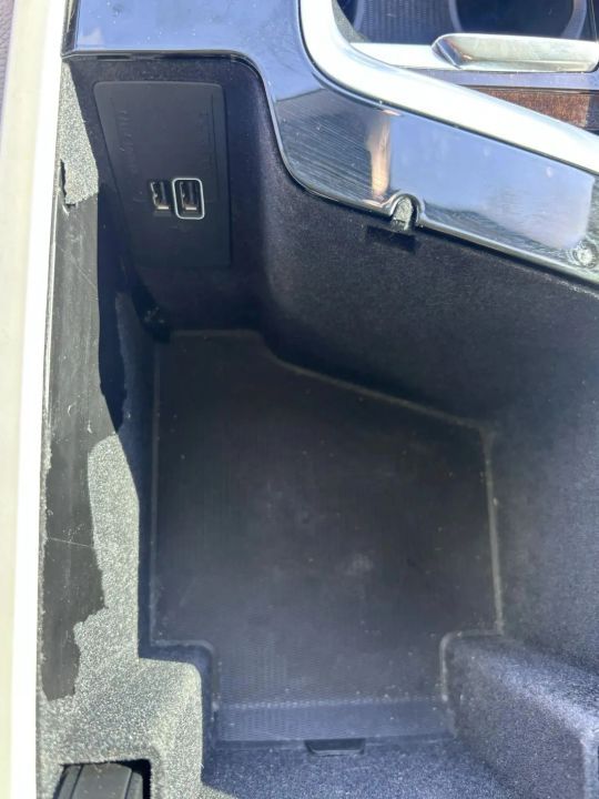 Main image 17