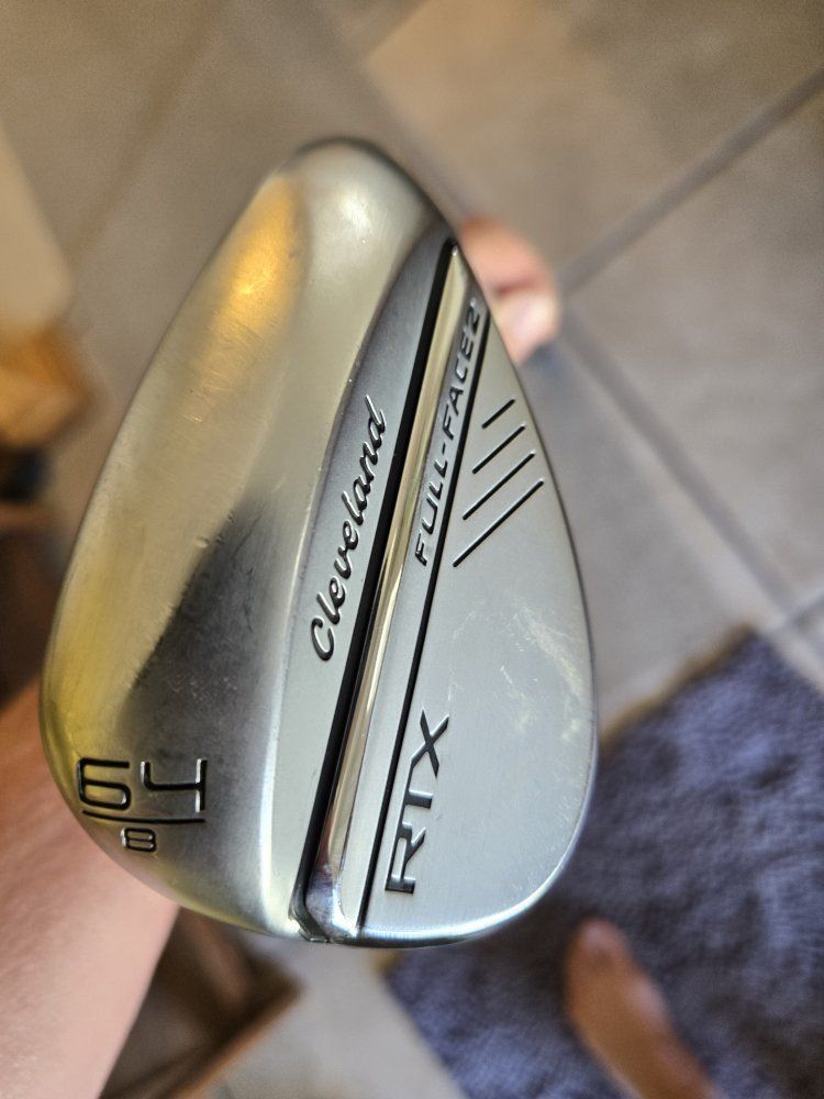 Wedge Cleveland RTX 64 degree
