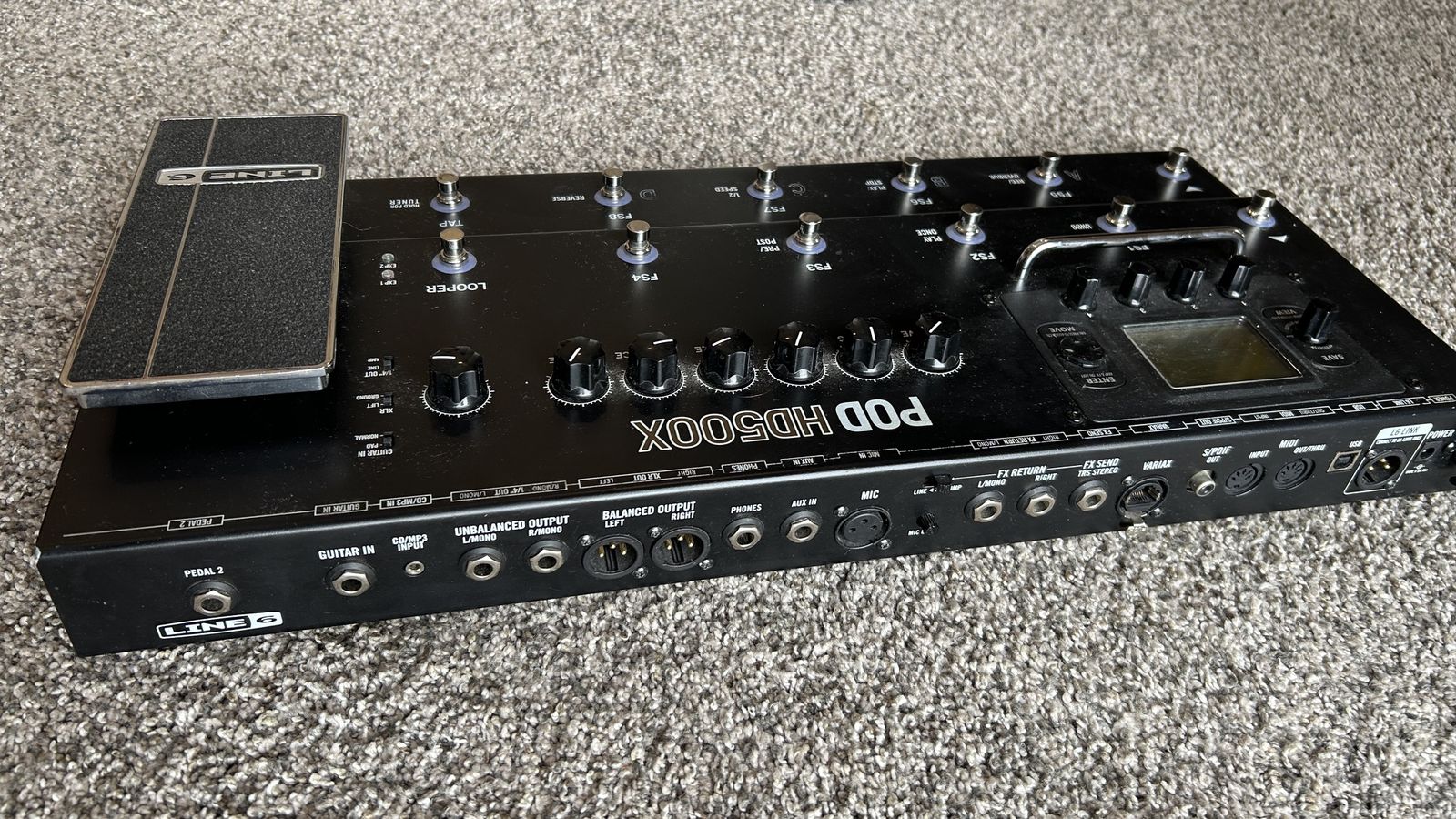 Line 6 POD HD500X Multi-Effects Guitar Processor Pedal + cables