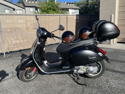 Vespa 300 GTS le