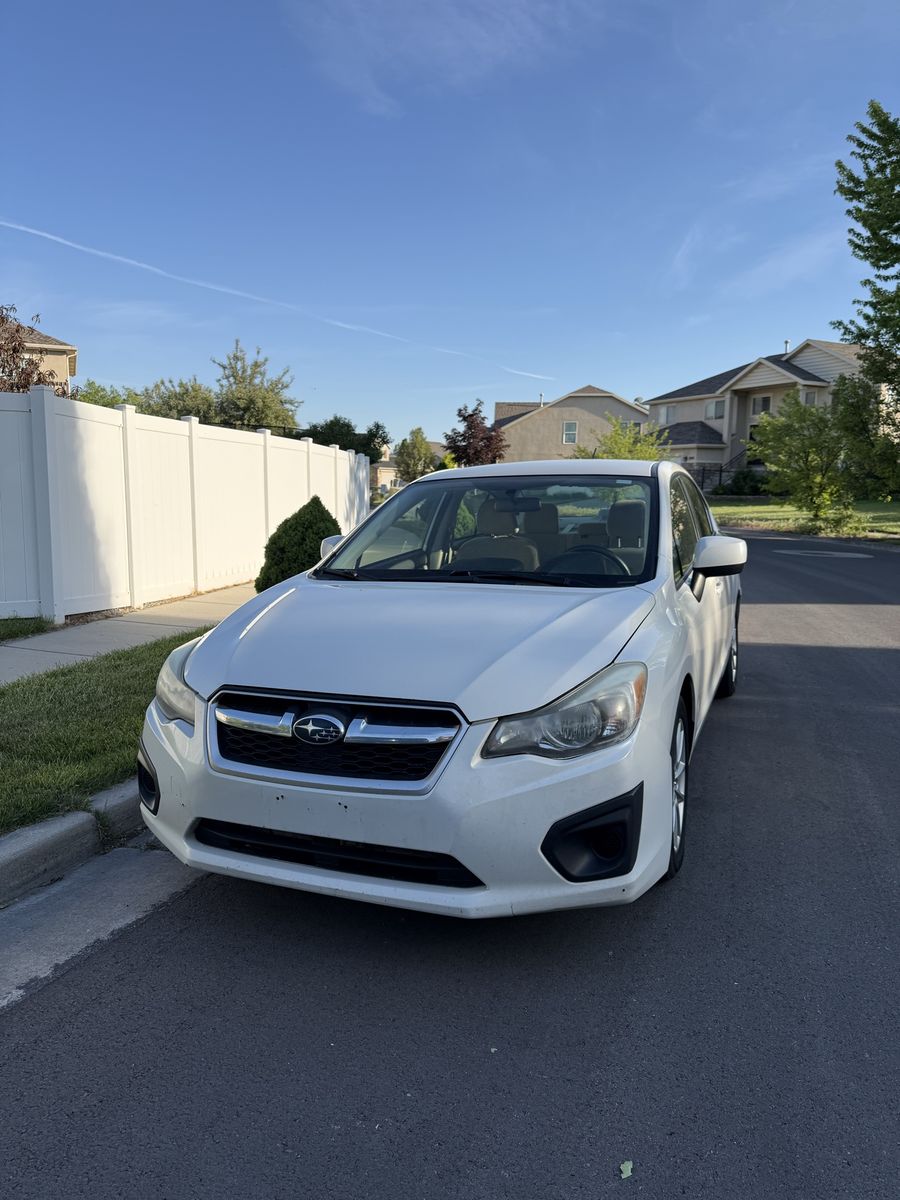 2014 Subaru Impreza 2.0i Premium