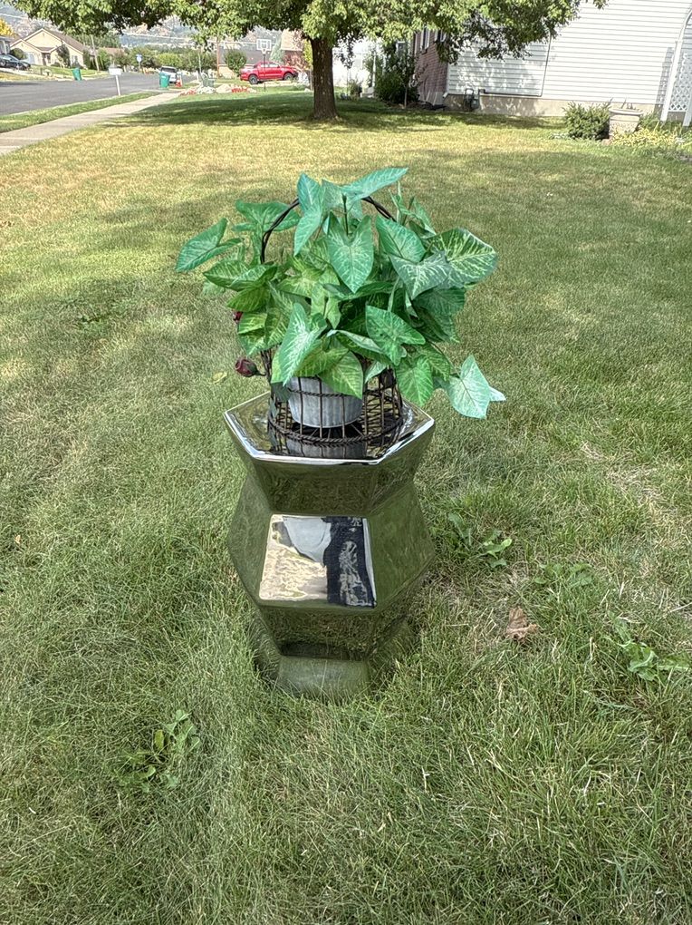 Modern Plant Stand/GardenBench/Small Table/etc.