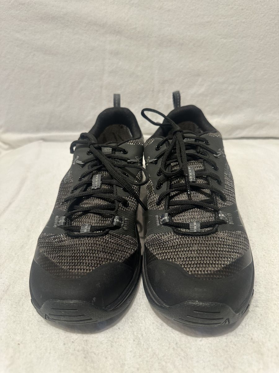 Keen Women’s Size 6.5 Gray Wtrprf Hiking Shoes