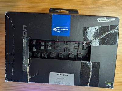 Schwable Tacky Chan 29x2.40 Super Downhill