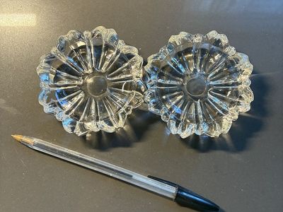 Set of 2 Vintage Clear Glass Ashtrays Starburst Sunburst Design