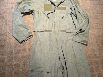 USAF Military Fighter Pilot Flight Suit 38 Short