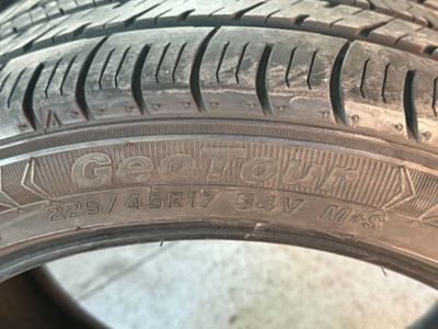 225 45 17 SUMITOMO GEOTOUR