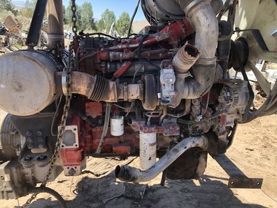 Cummins ISM425 engine