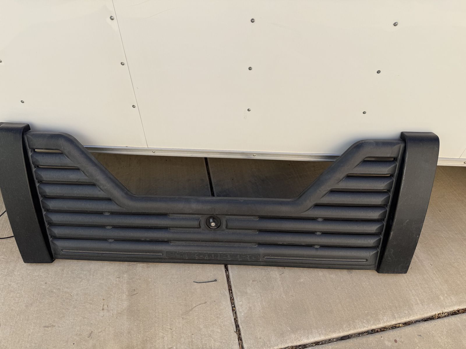 RV tail gate Ram Pickup