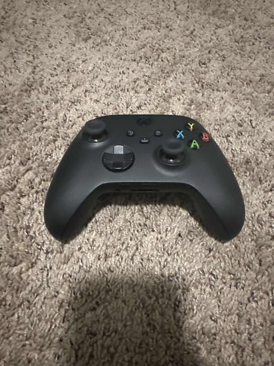 Microsoft Xbox Wireless Controller - Black - No Stick Drift
