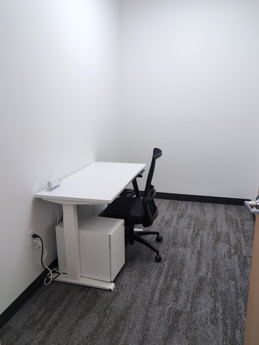 Prime 24th Street Office Space | Walkable, Restaurants, Views