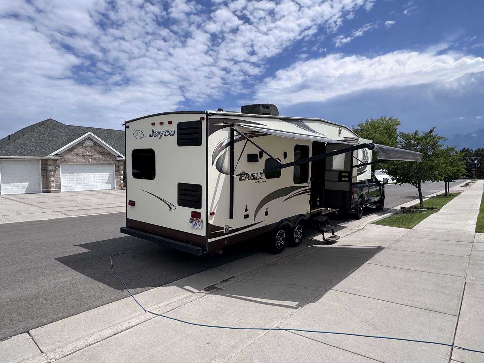 Jayco Eagle HT Travel Trailer - Excellent Condition, 2 Slide Outs