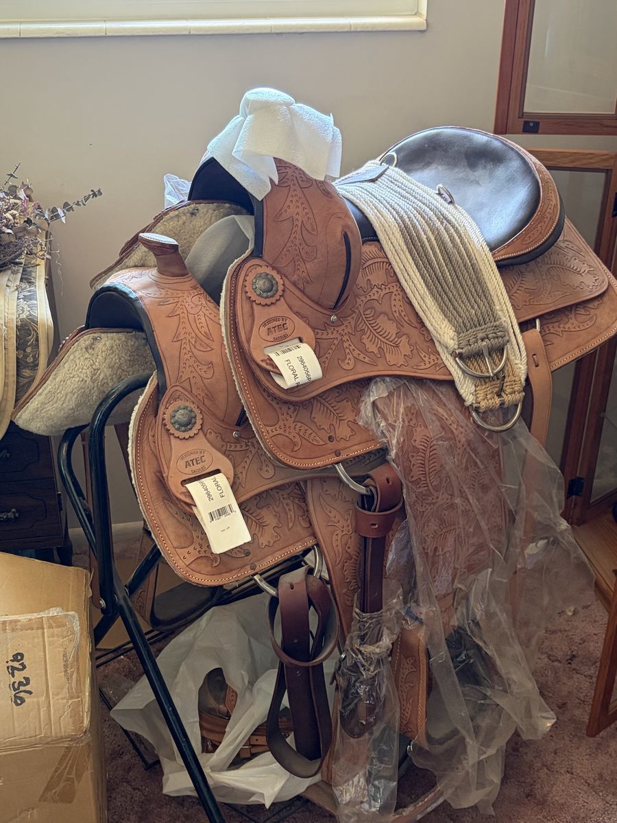 ATEC Floral Tooled Leather Western Saddles