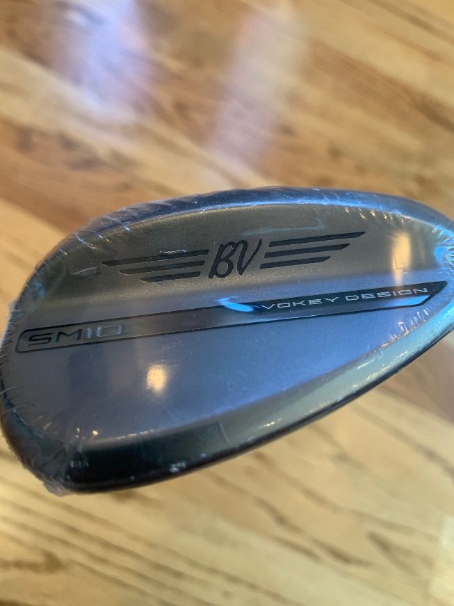 New In Plastic Titleist Nickel SM10 RH Wedge 60 Degree Bounce 8 Golf Clubs