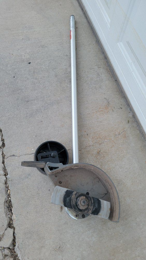 Milwaukee M18 FUEL Quik-Lok Edger Attachment
