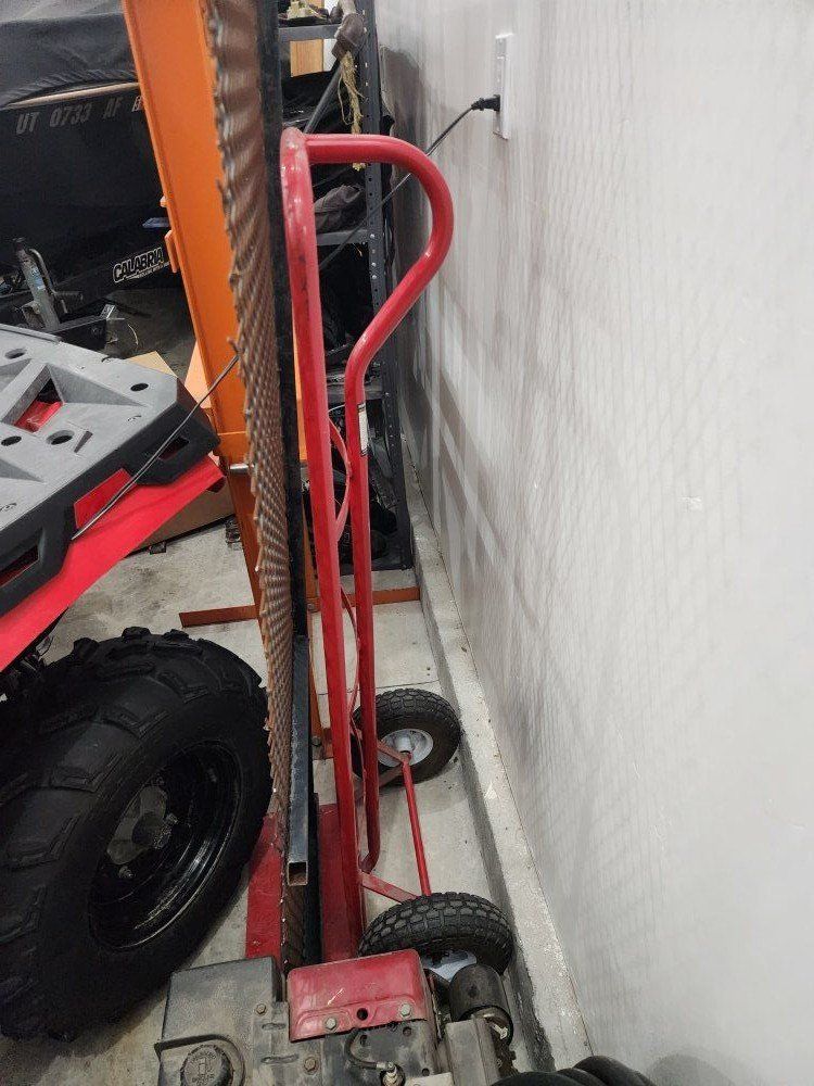 Hand Truck or Dolly