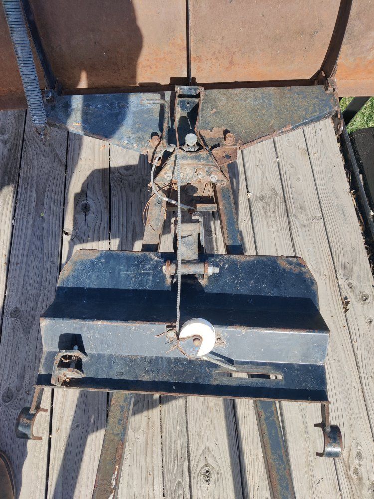 Main image 3
