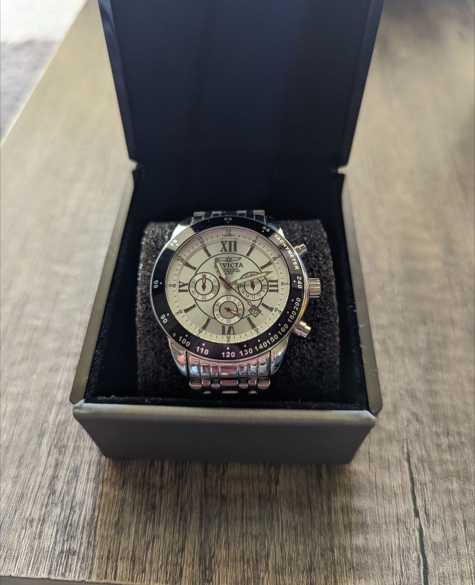 watch. invicta