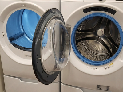GE Front Load Washer and Dryer Set GFW550SSN5WW GFD55ESSN3WW