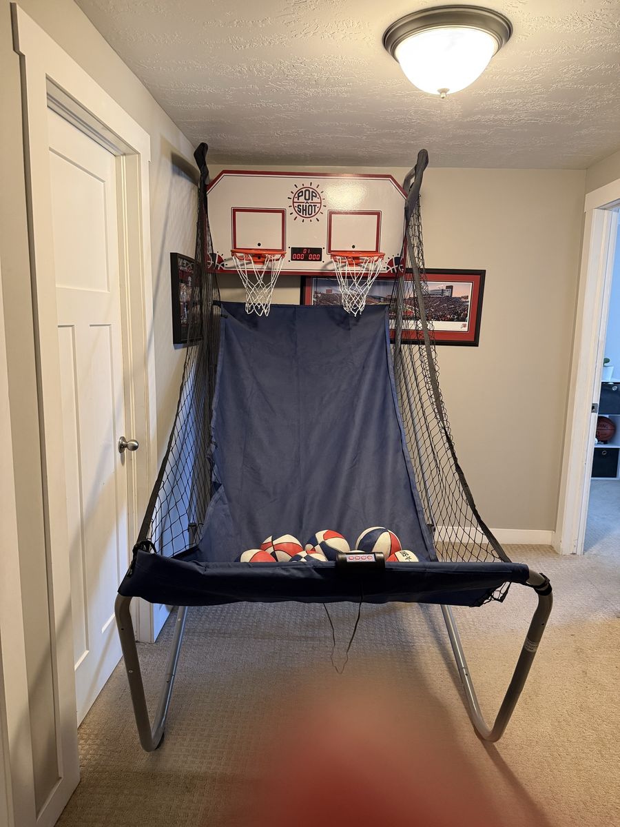Double Shot Basketball Arcade Game