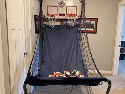 Double Shot Basketball Arcade Game