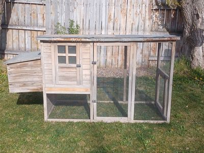 Wooden Chicken Coop with Run and a Double Nesting Box