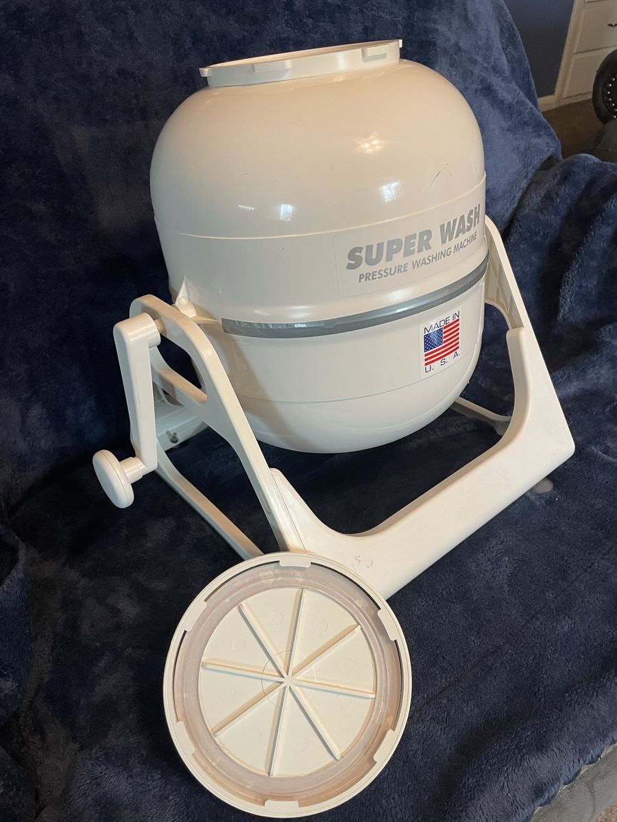 The WonderWash Hand washing machine