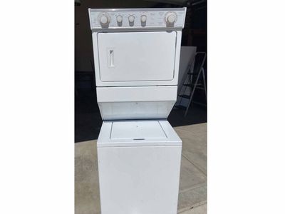 Whirlpool Stackable Washer and Dryer