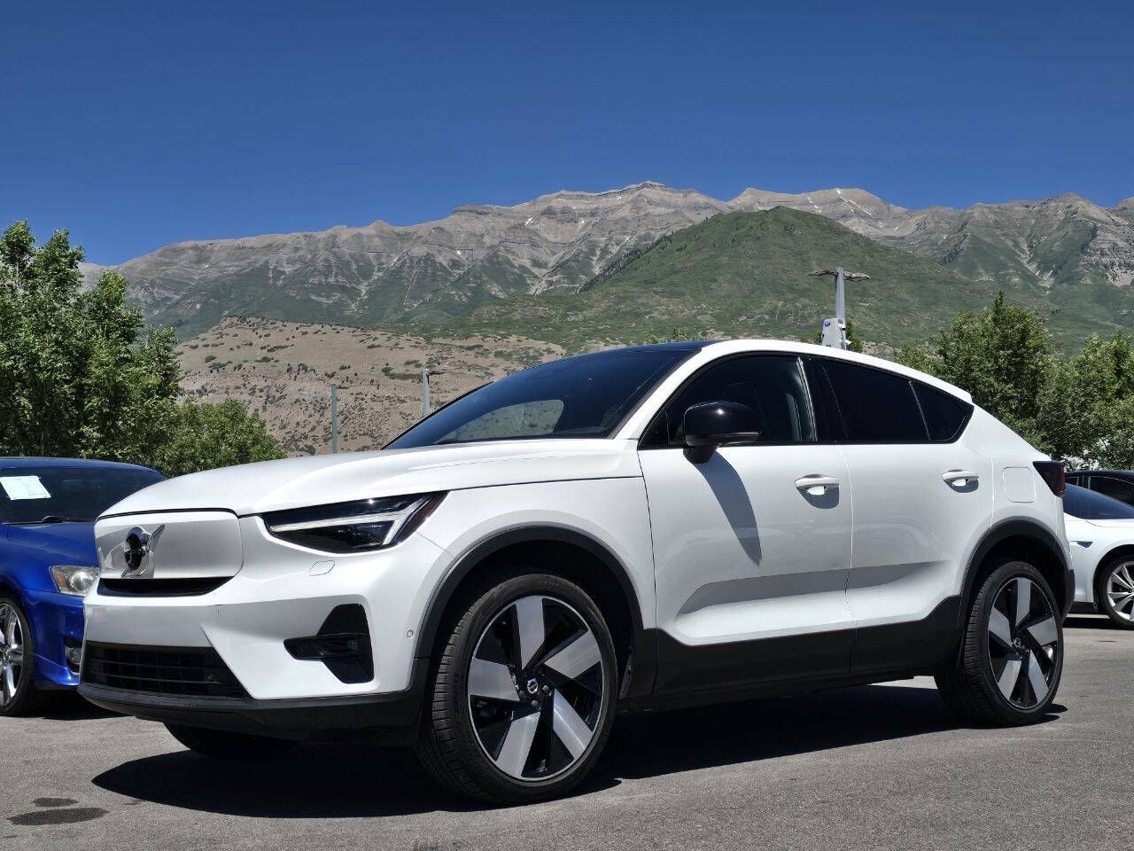 2023 Volvo C40 Recharge Twin Ultimate