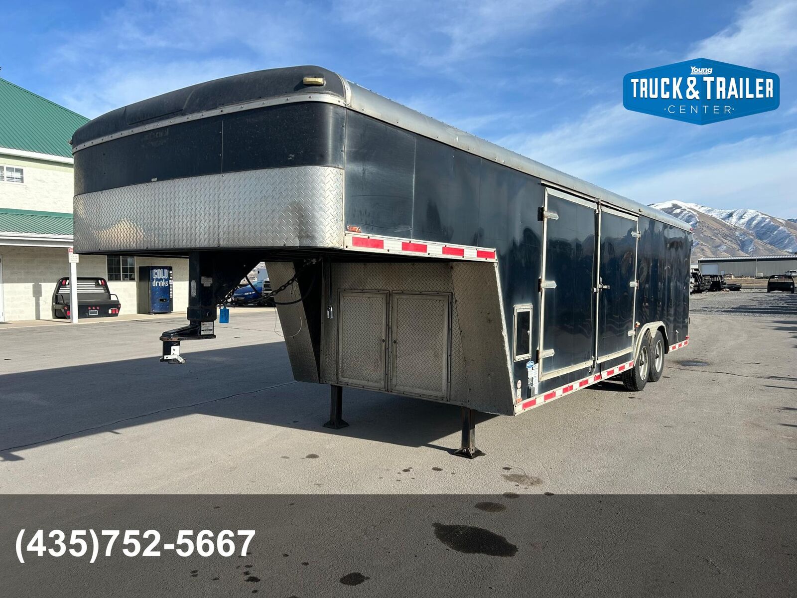 Used 2015 Continental Cargo 8.5X30 Gooseneck