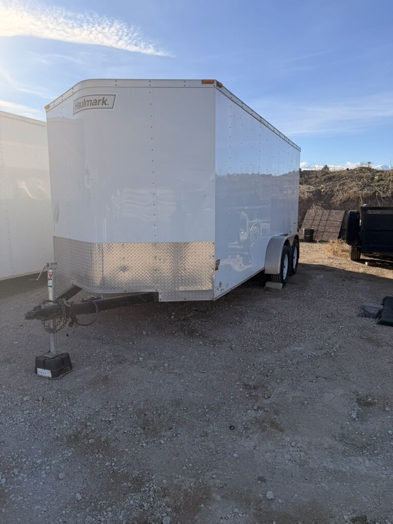 2016 Hallmark Enclose Trailer 16'