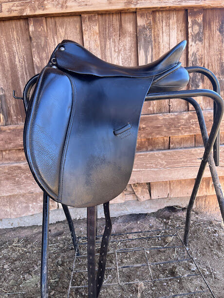 English saddle