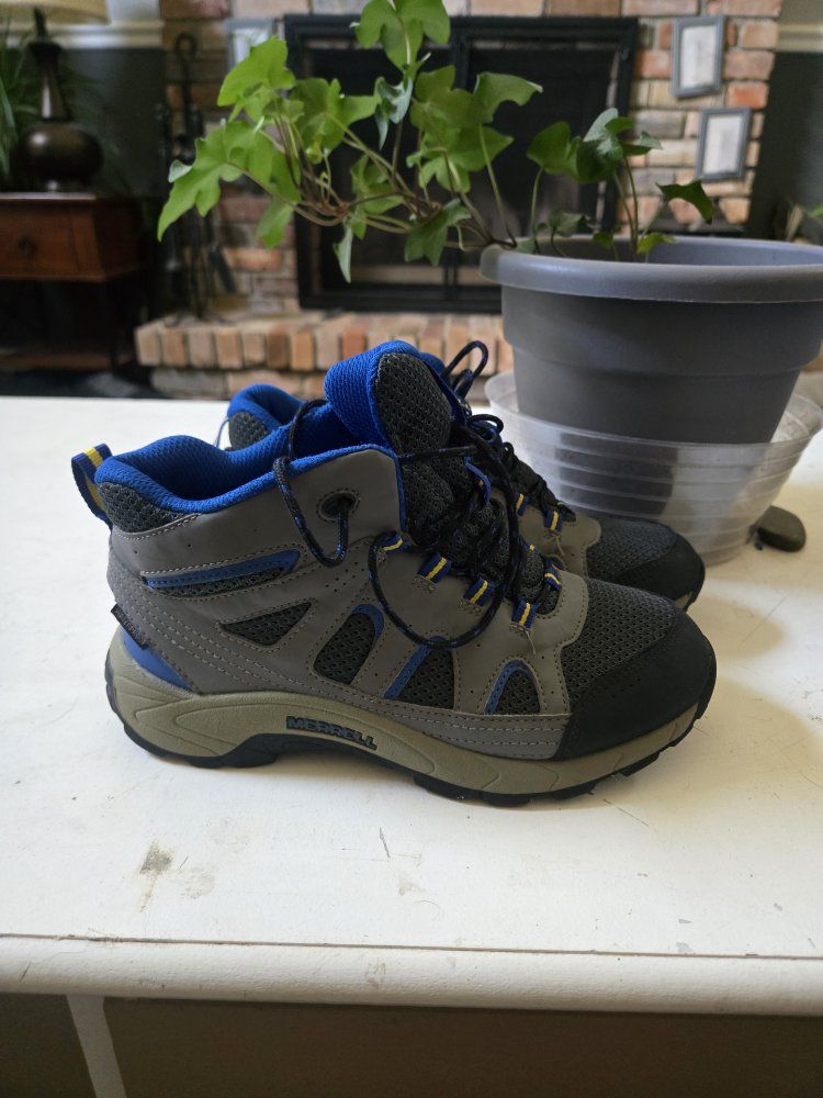 Kids' size 4 Merrell Hilltop Waterproof Mid Hiking Boots Gray/Blue Trail Shoes