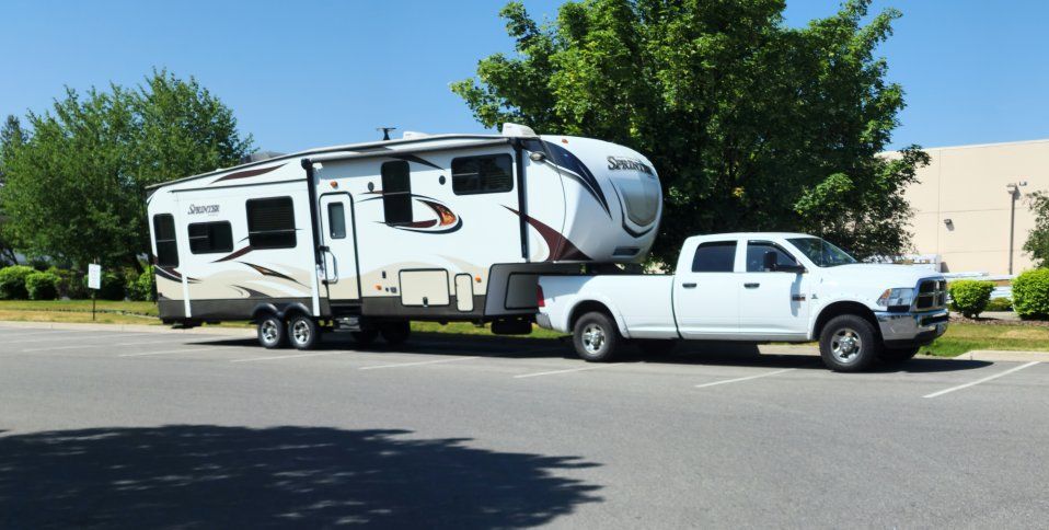 2014 Keystone Sprinter 5th wheel.