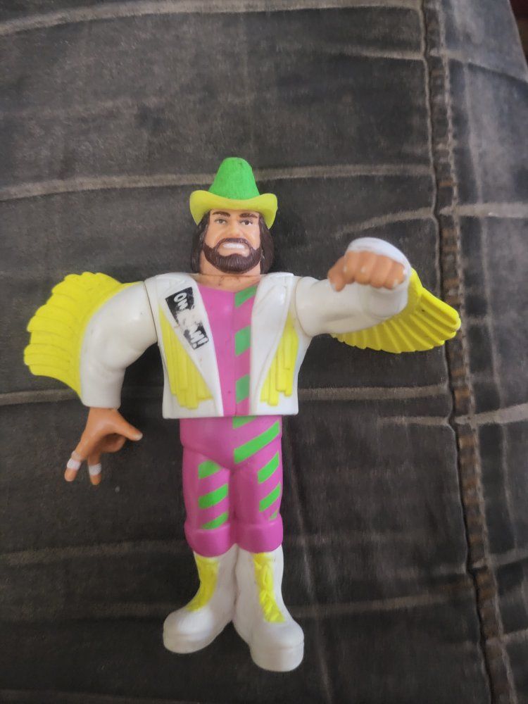 Vintage WWF Hasbro Macho Man Randy Savage Action Figure 1991 Wrestling Collectible